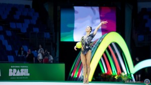 q raffaeli sofia ita sfe06310 copia simone ferraro ph